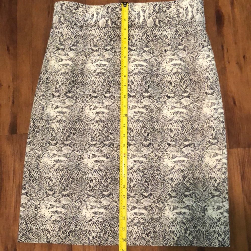 NWOT Antonio Melani pencil skirt